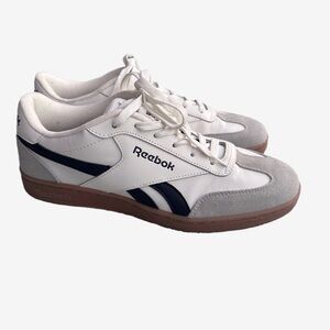 Reebok Men’s White & Navy Low-Top Suede-Trim Sneakers